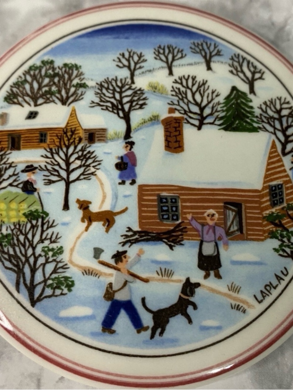 Villeroy & Boch Naïf Christmas Porcelain Plate - Cream with Brown Marking